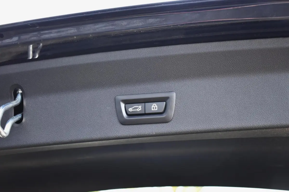 xDrive30e High Executive Plug In M-PAKKET/PANORAMADAK/HEAD UP/ETC.!