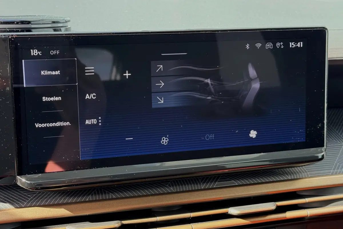 LX 51 kWh ZEER COMPLEET! NIEUWE AUTO! 10X OP VOORRAAD!