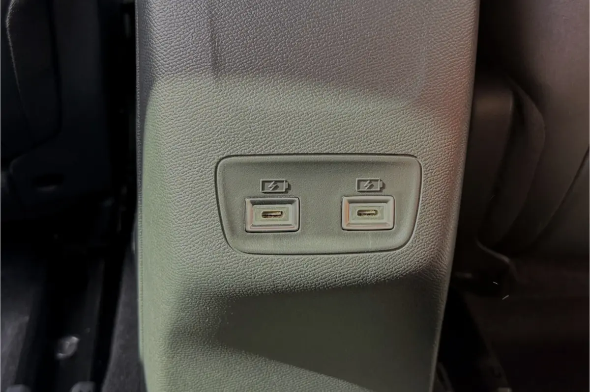 LX 51 kWh ZEER COMPLEET! NIEUWE AUTO! 10X OP VOORRAAD!
