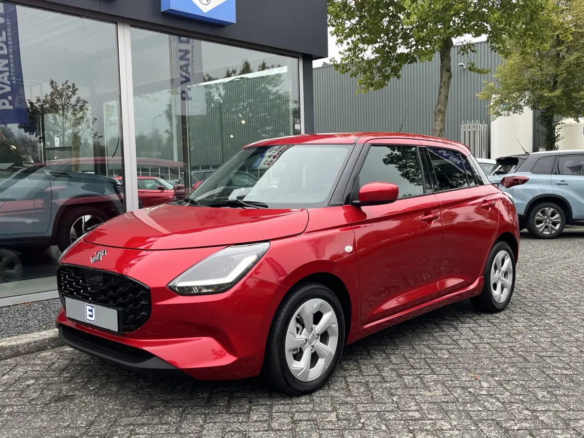 1.2 Smart Hybrid Select CVT Automaat | In meerdere kleuren uit voorraad leverbaar | Adapt. Cruise | Camera | Stoelverwarming | 16'' | Dodehoek | Carplay/Android Auto | Smart Entry |