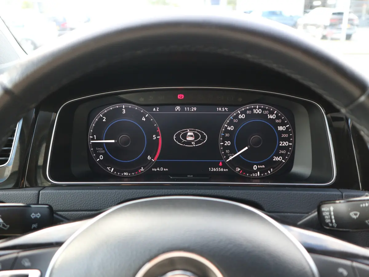 2.0 TDI Highline 150 PK VOL OPTIES NL AUTO