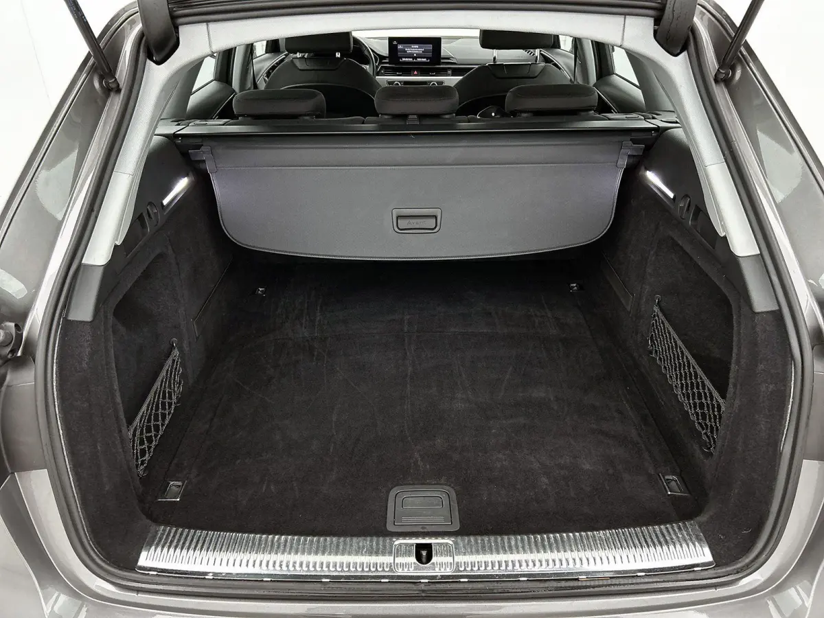 35 TFSI Launch edition Business 150 PK | Automaat | Navigatie | Cruise Control | Parkeersensoren | Audi smartphone interface | Lichtmetalen velgen |