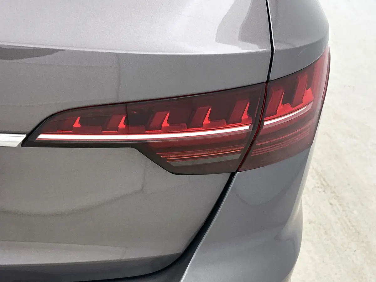 35 TFSI Launch edition Business 150 PK | Automaat | Navigatie | Cruise Control | Parkeersensoren | Audi smartphone interface | Lichtmetalen velgen |