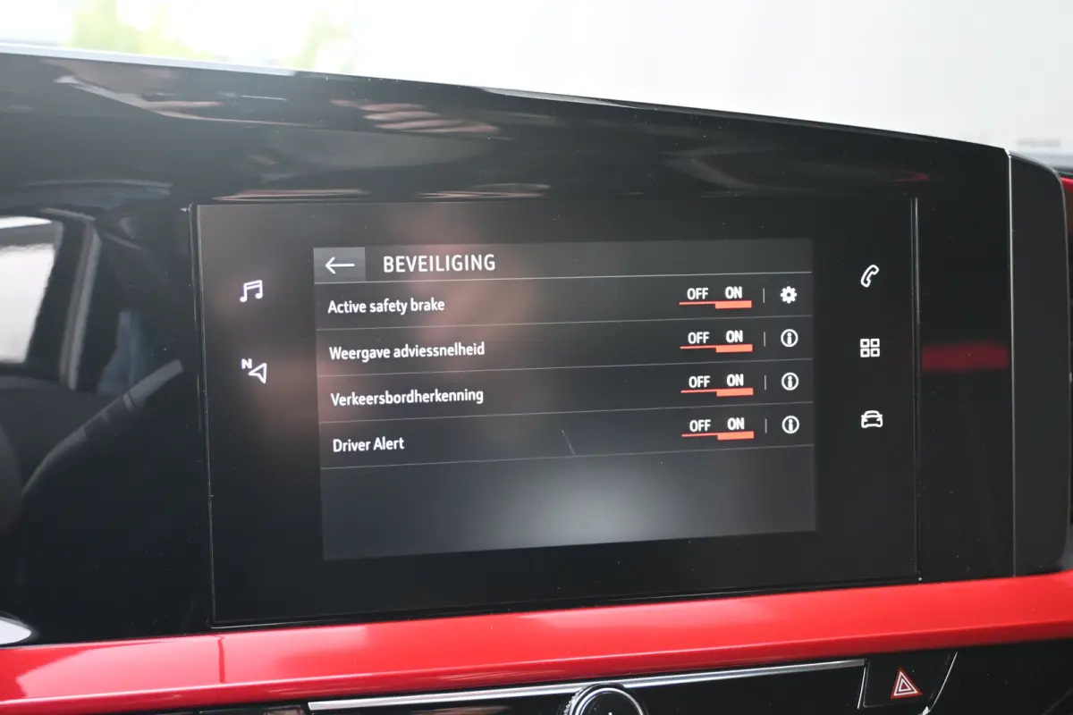 1.2 GS Line | Allseason | Navigatie | Achteruitrijcamera | Adaptive Cruise | Climate Control | !!
