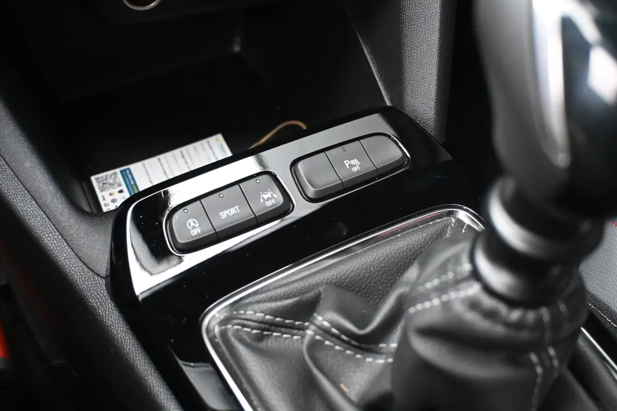 1.2 GS Line | Allseason | Navigatie | Achteruitrijcamera | Adaptive Cruise | Climate Control | !!