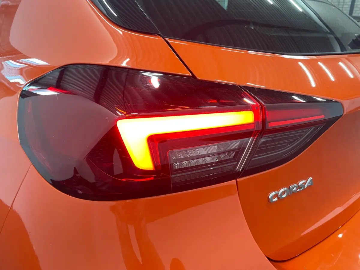 1.2 102pk GS Line Opel Corsa 1.2 GS Line | Navigatie | Apple Carplay/Android Auto | Airco | Cruise Control | Lichtmetalen velgen | Digitaal Dashboard | Sportstoelen