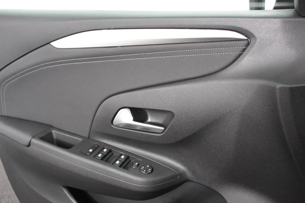 1.2 102pk GS Line Opel Corsa 1.2 GS Line | Navigatie | Apple Carplay/Android Auto | Airco | Cruise Control | Lichtmetalen velgen | Digitaal Dashboard | Sportstoelen