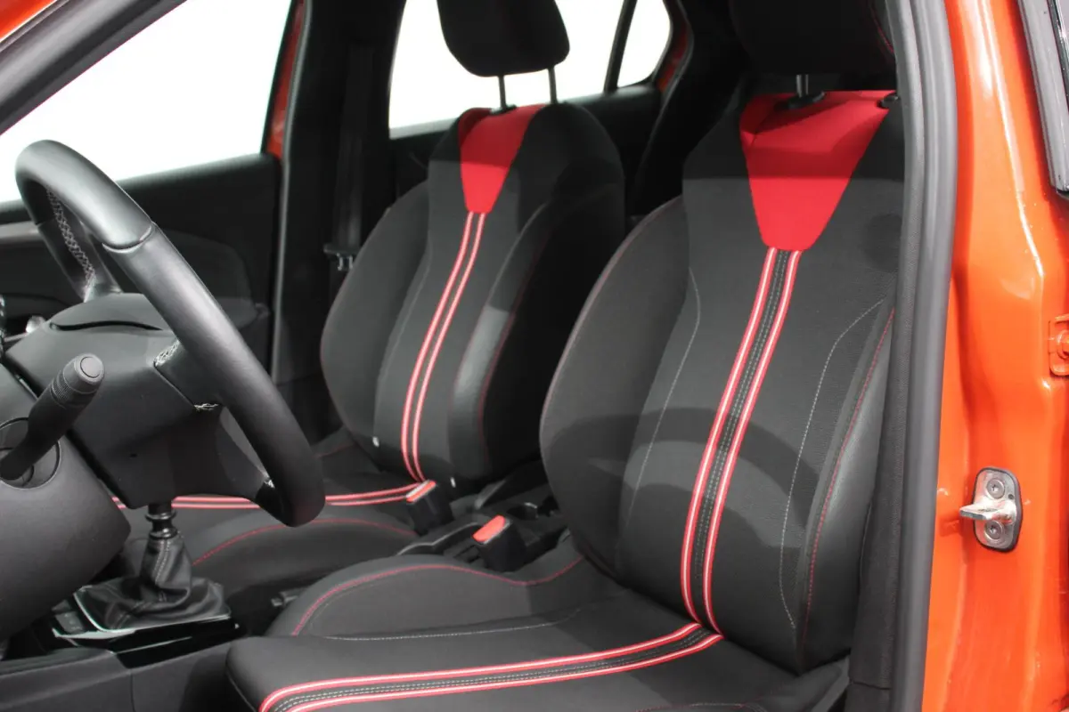 1.2 102pk GS Line Opel Corsa 1.2 GS Line | Navigatie | Apple Carplay/Android Auto | Airco | Cruise Control | Lichtmetalen velgen | Digitaal Dashboard | Sportstoelen