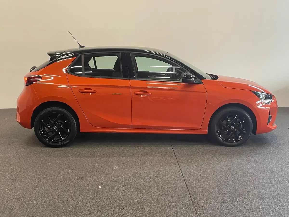 1.2 102pk GS Line Opel Corsa 1.2 GS Line | Navigatie | Apple Carplay/Android Auto | Airco | Cruise Control | Lichtmetalen velgen | Digitaal Dashboard | Sportstoelen