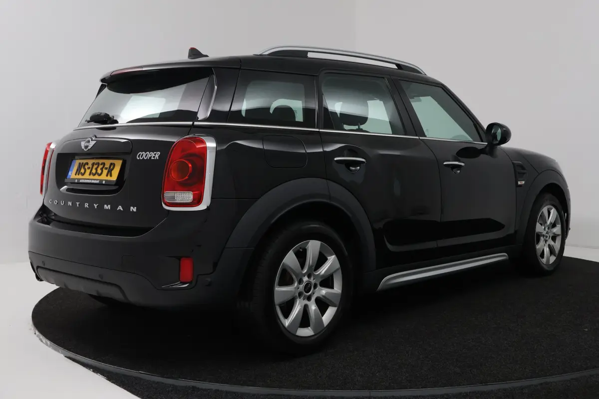 1.5 Cooper Salt (STOELVERWARMING, NAVIGATIE, CRUISE CONTROL, PARKEERSENSOREN)