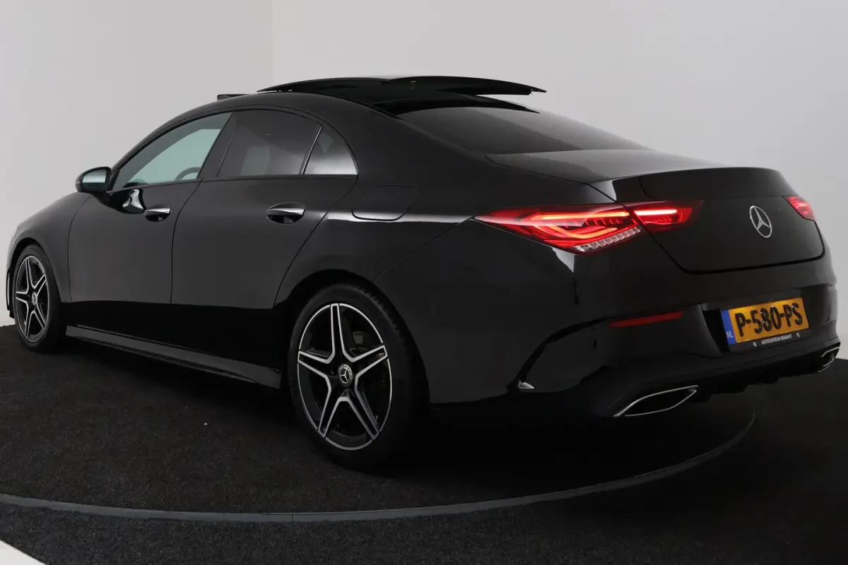200 Business Solution AMG (PANORAMADAK, STOELVERWARMING, SFEERVERLICHTING, CAMERA, CRUISE