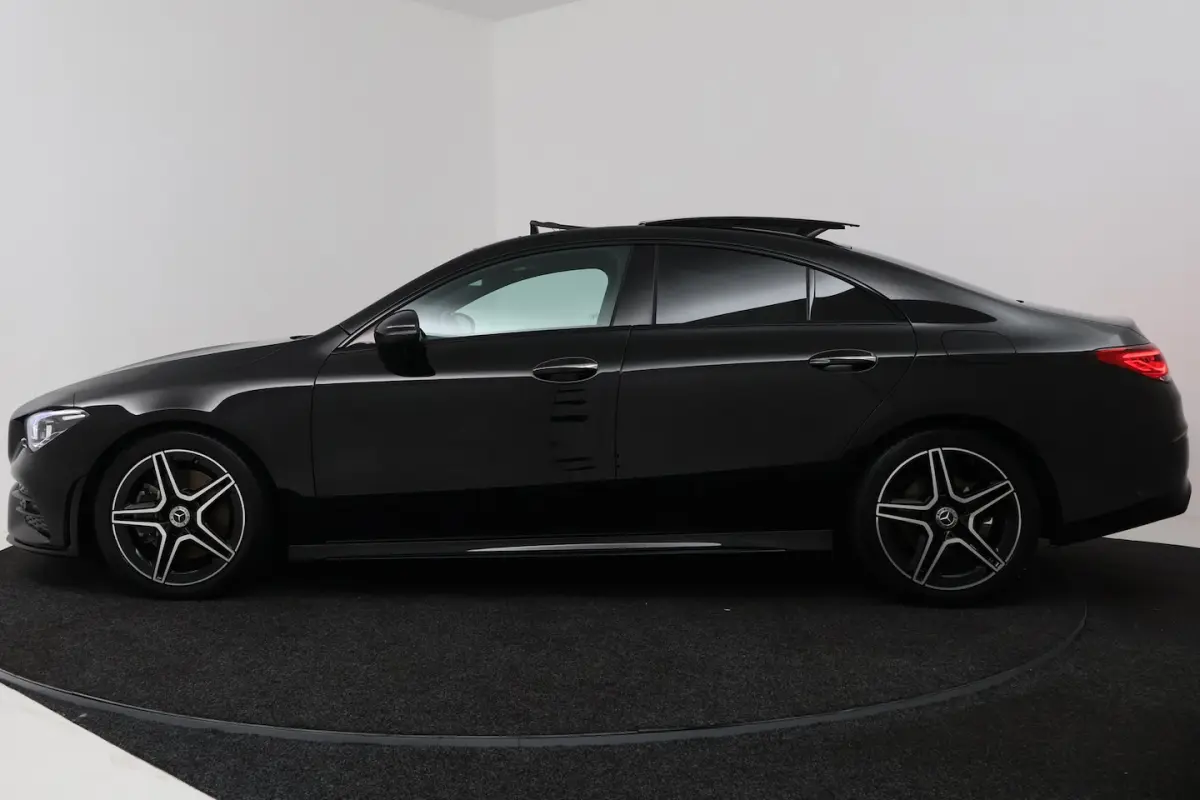 200 Business Solution AMG (PANORAMADAK, STOELVERWARMING, SFEERVERLICHTING, CAMERA, CRUISE