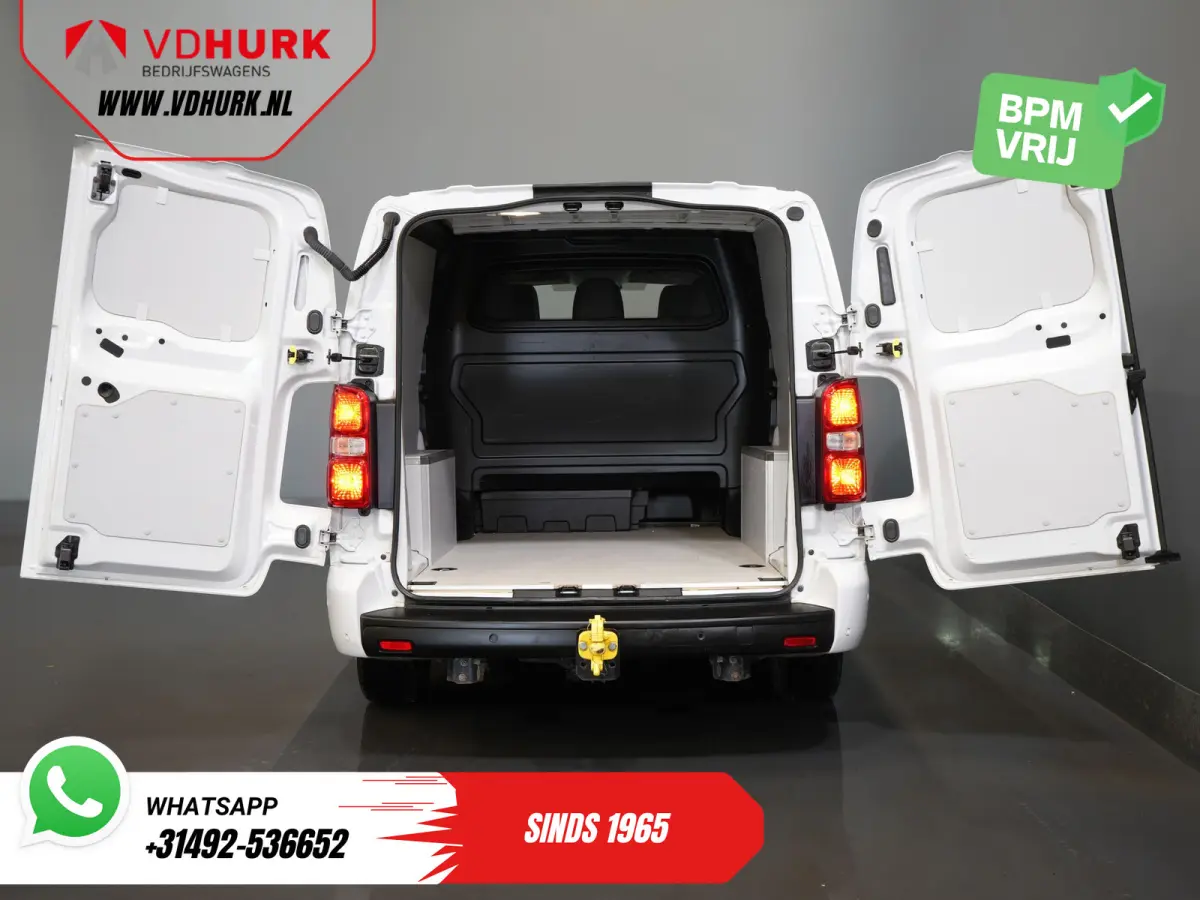 2.0 145 pk Aut. DC Dubbel Cabine LED/ Adapt.Cruise/ 2x Schuifdeur/ Massage/ Stoelverw./ Keyless/ Leder/ Carplay/ Climate/ Camera/ PDC/ LMV/ Trekhaak