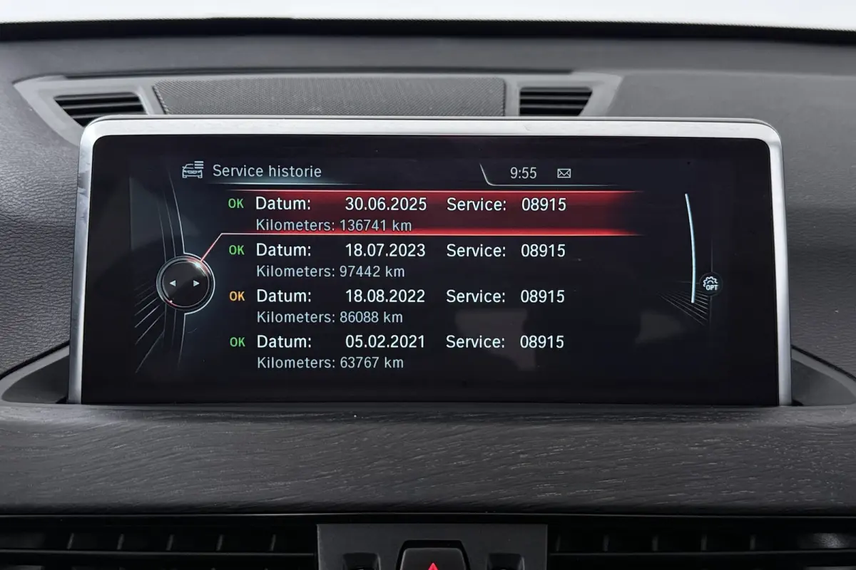 SDrive20i Corporate Lease High Executive (PANORAMADAK, CAMERA, STOELVERWARMING, HEAD-UP DI