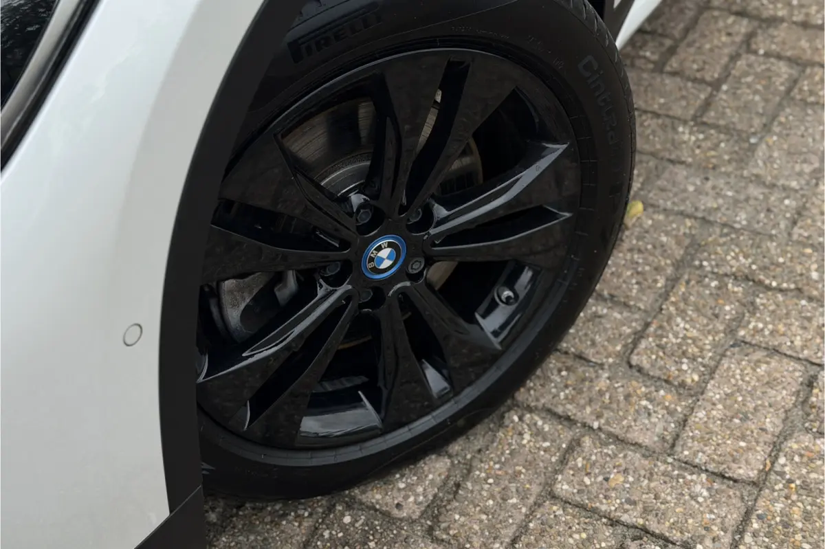 xDrive25e Sportline | Head-Up | Trekhaak | Stoelverwarming | Camera | HIFI | 35X op voorraad