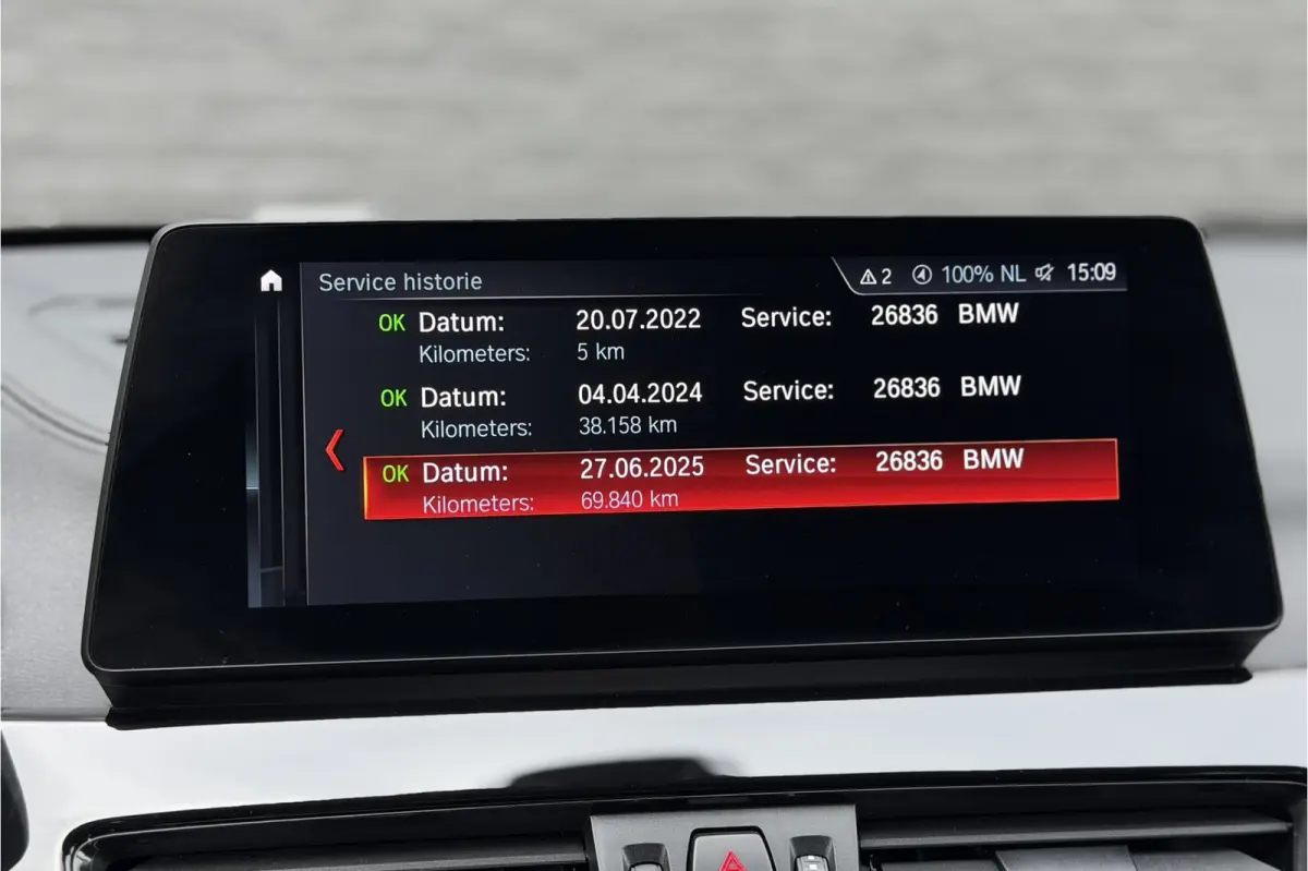 xDrive25e Sportline | Head-Up | Trekhaak | Stoelverwarming | Camera | HIFI | 35X op voorraad