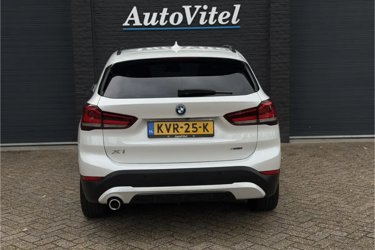 xDrive25e Sportline | Head-Up | Trekhaak | Stoelverwarming | Camera | HIFI | 35X op voorraad