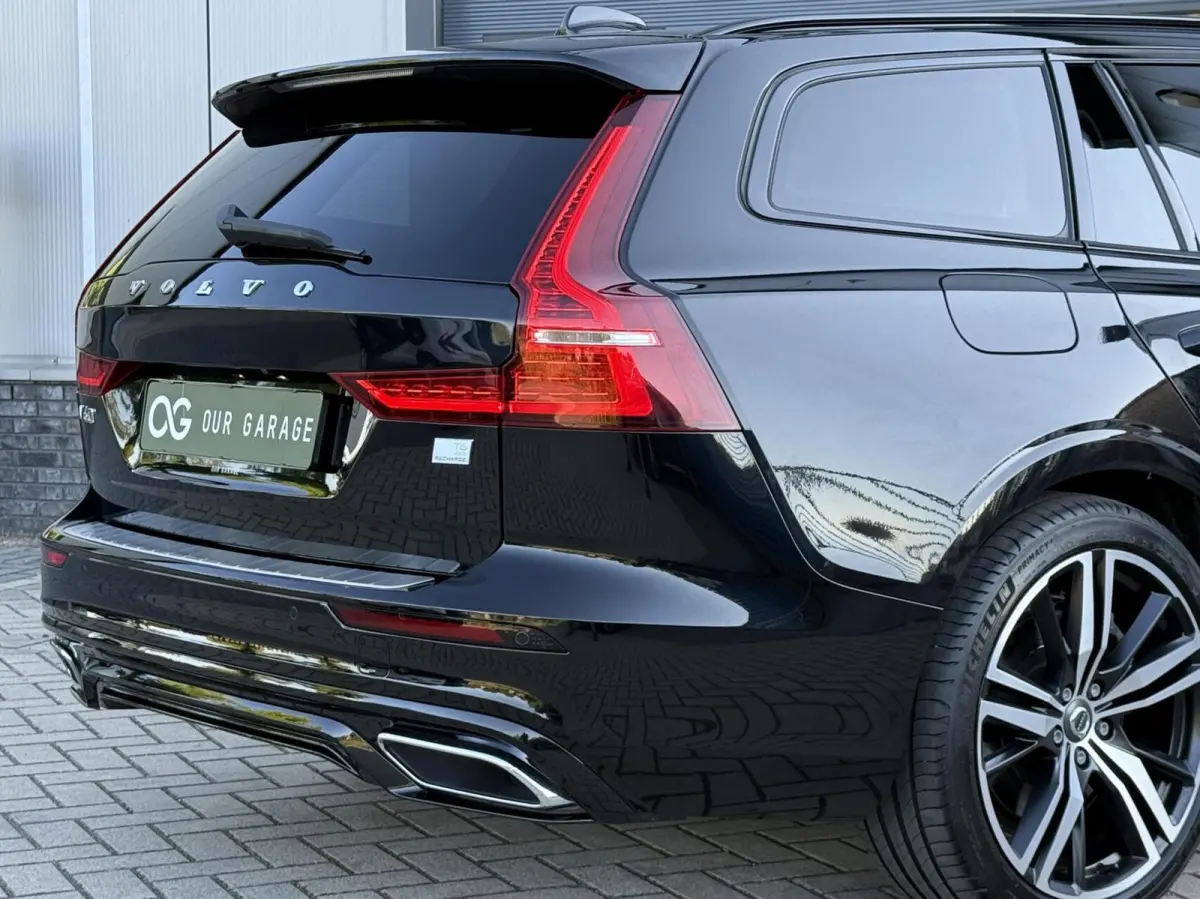 T6 Recharge AWD R-Design|Camera|Carplay|Trekhaak|19"