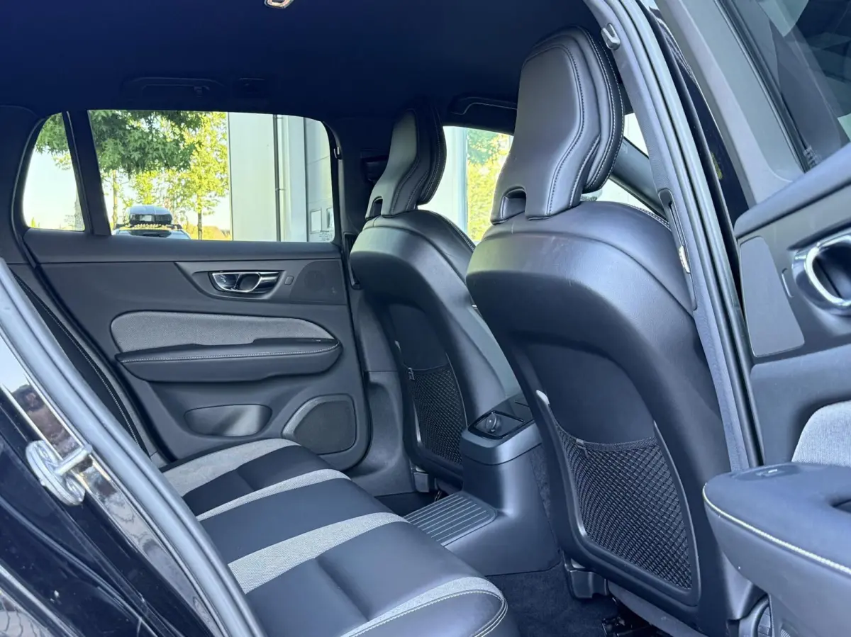 T6 Recharge AWD R-Design|Camera|Carplay|Trekhaak|19"