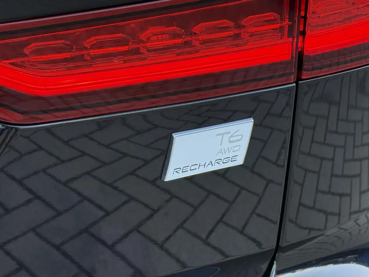 T6 Recharge AWD R-Design|Camera|Carplay|Trekhaak|19"
