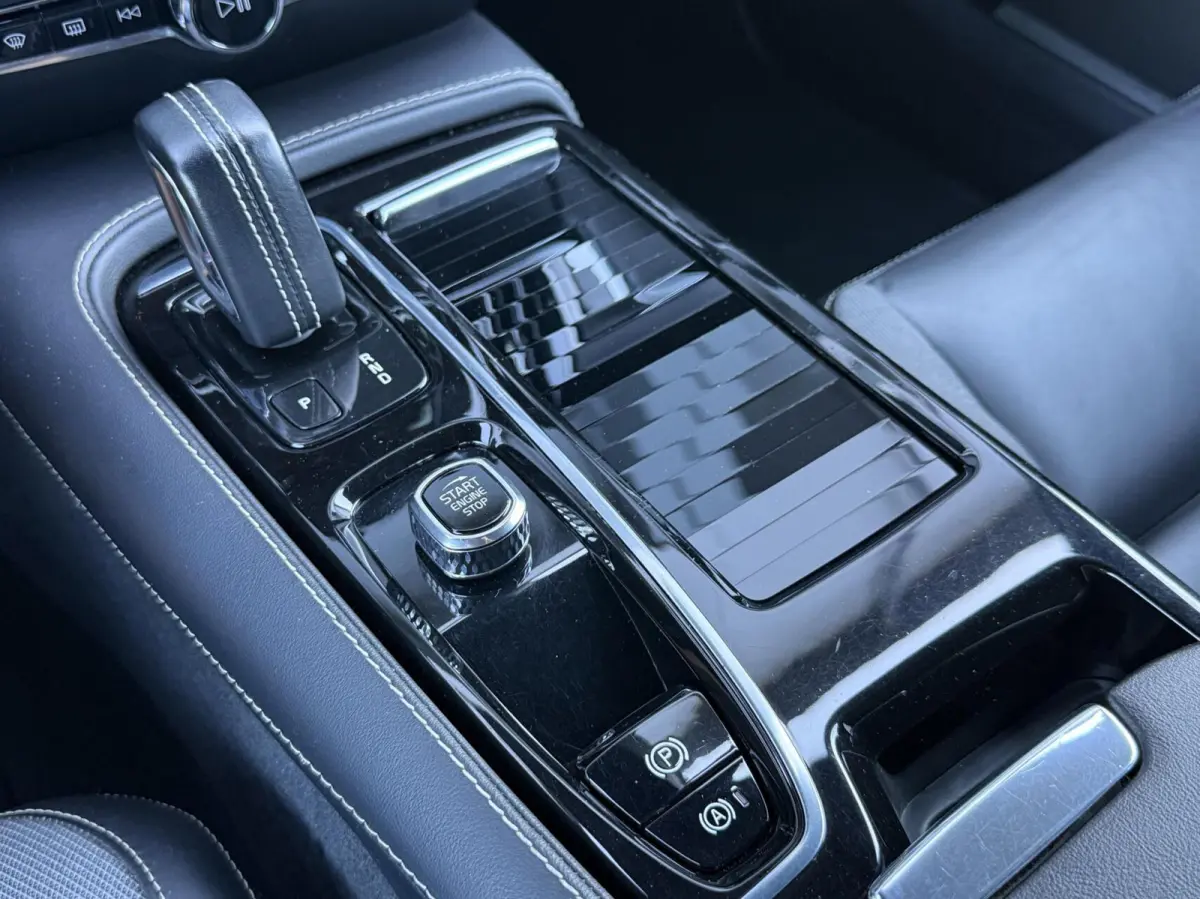 T6 Recharge AWD R-Design|Camera|Carplay|Trekhaak|19"