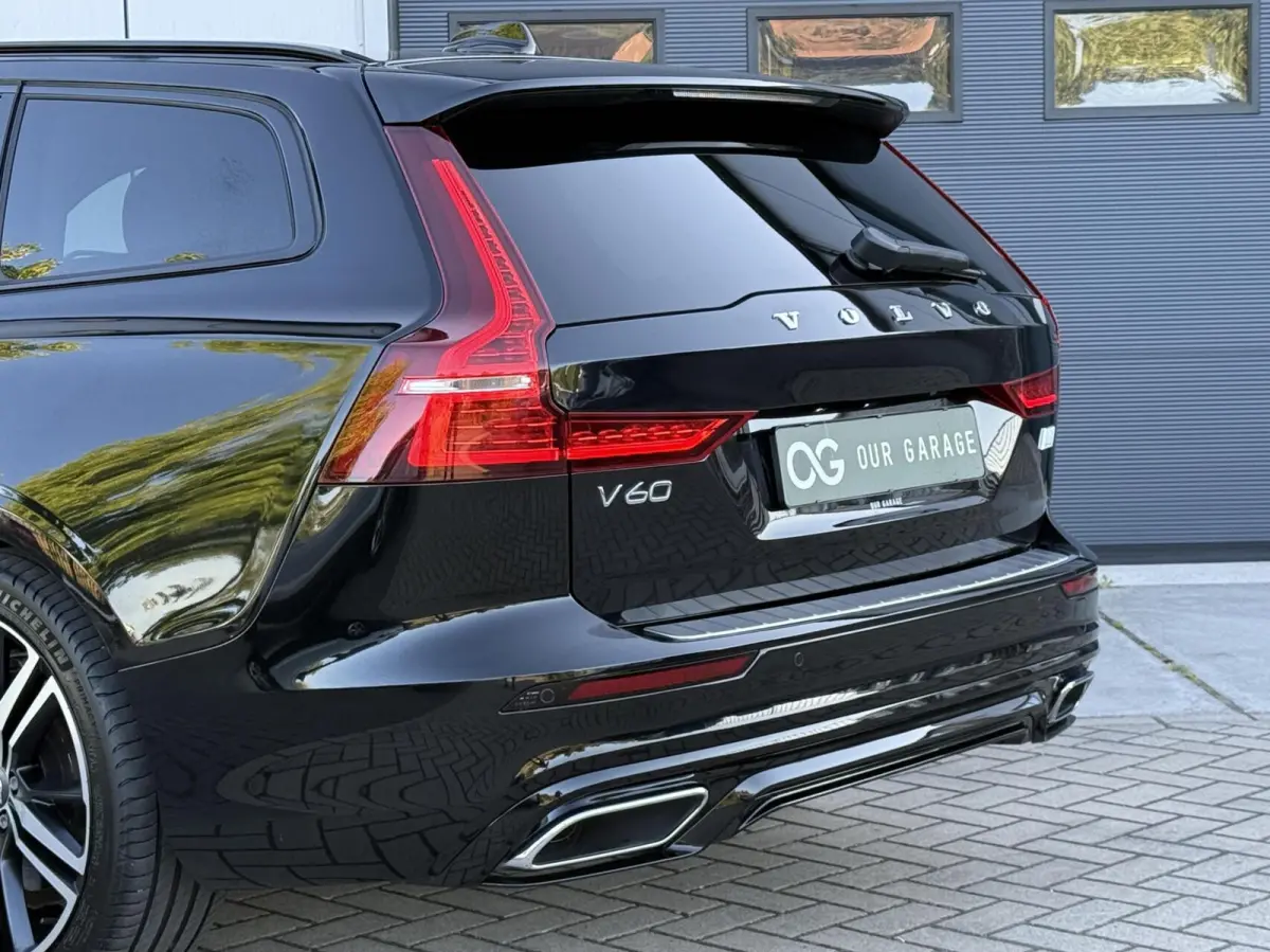 T6 Recharge AWD R-Design|Camera|Carplay|Trekhaak|19"