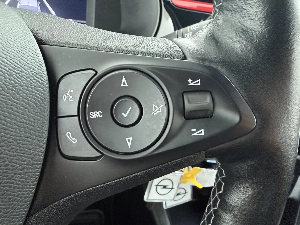 1.2 GS Line 100pk | Apple Carplay/Android Auto|telefoonintegratie premium | Bestuurdersstoel in hoogte verstelbaar | Bluetooth telefoonvoorbereiding