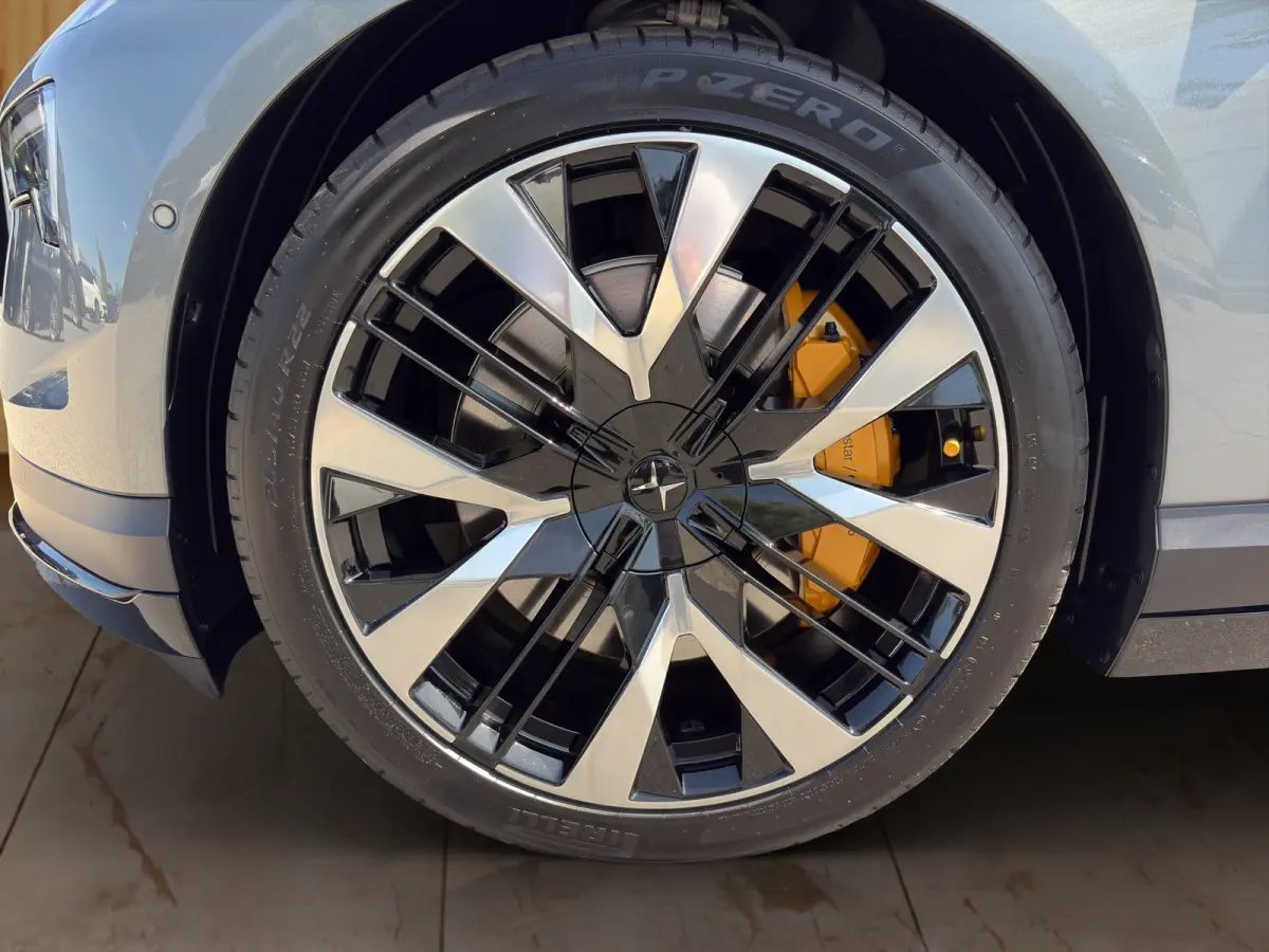 Long Range Dual motor Performance Plus 100 kWh | Harman Kardon | Stoel Massage | Digitale Binnenspiegel | 360 Camera | Stoel + Stuur Verwarming / Ventilatie |