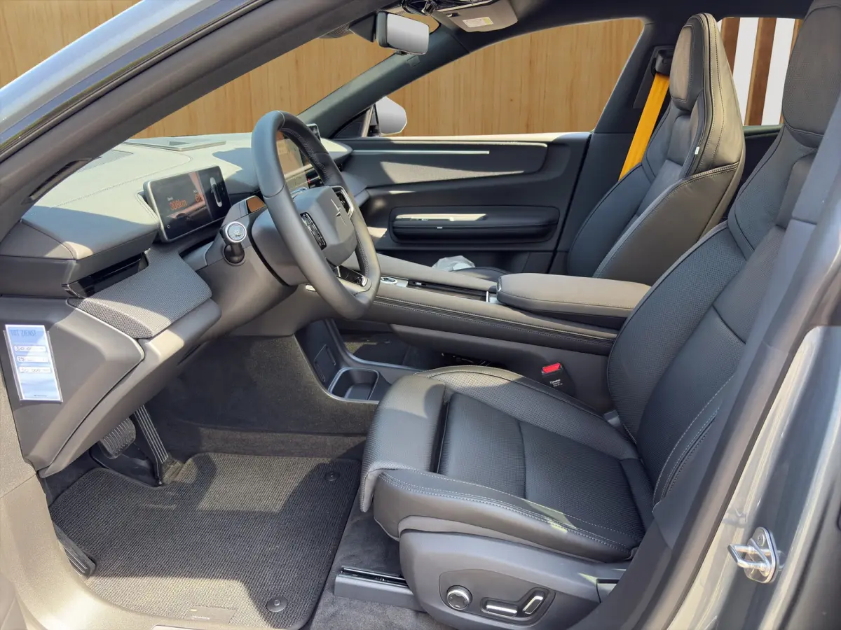 Long Range Dual motor Performance Plus 100 kWh | Harman Kardon | Stoel Massage | Digitale Binnenspiegel | 360 Camera | Stoel + Stuur Verwarming / Ventilatie |