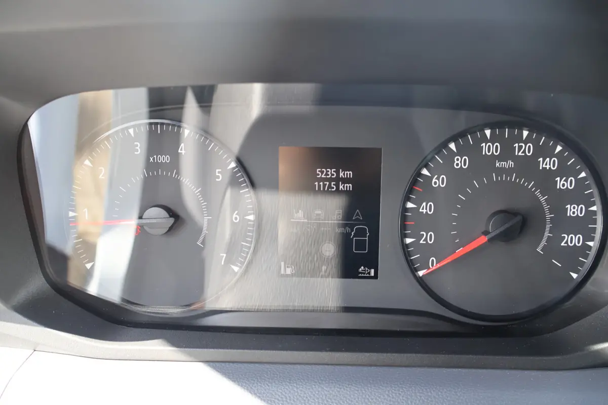T35 2.0 dCi 170pk Bakwagen met Achterdeuren