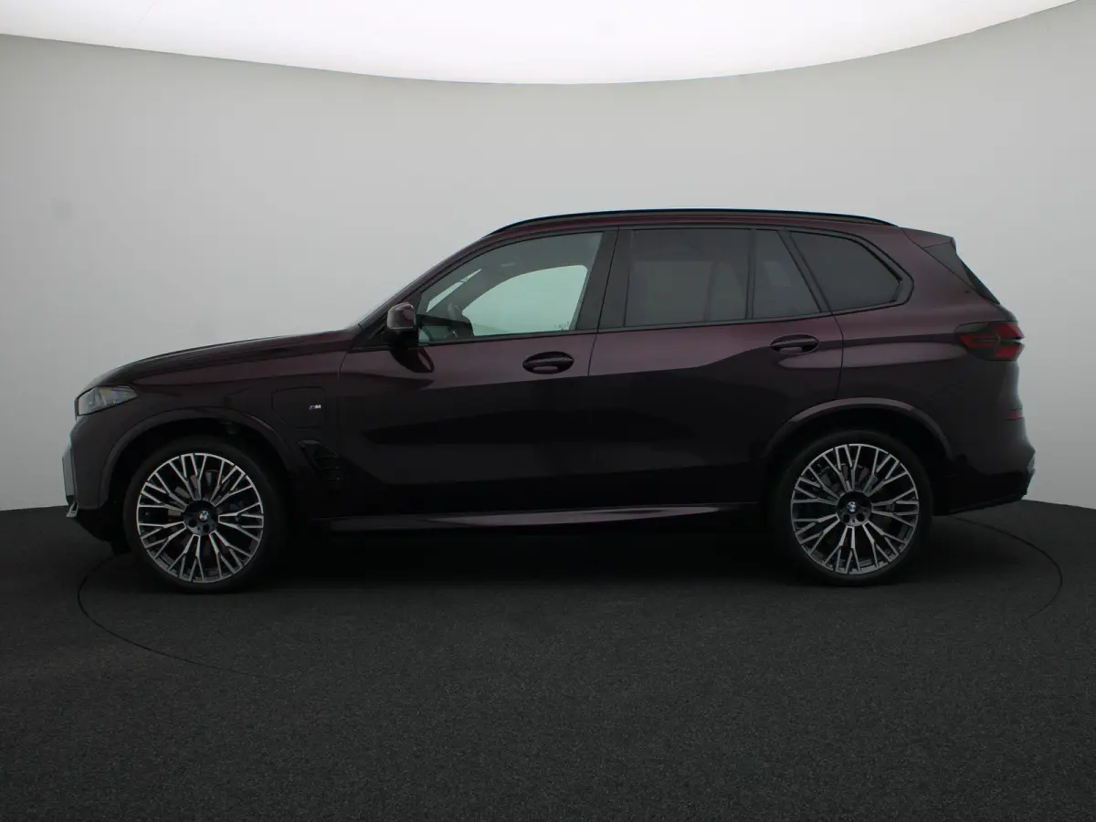 xDrive50e M Sportpakket Pro | Travel Pack | Innovation Pack | Comfort Plus | Comfort Plus Pack | Soft-Close | Trekhaak | Panoramadak | Comfortstoelen | Driving Assistant Professional | Harma