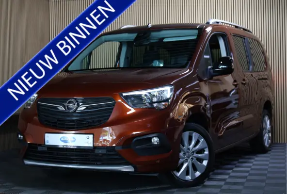 1.2 Turbo Innovation XL 7pers AUTOM NAVI Carplay TREKH 360 Cam L2H1 '21