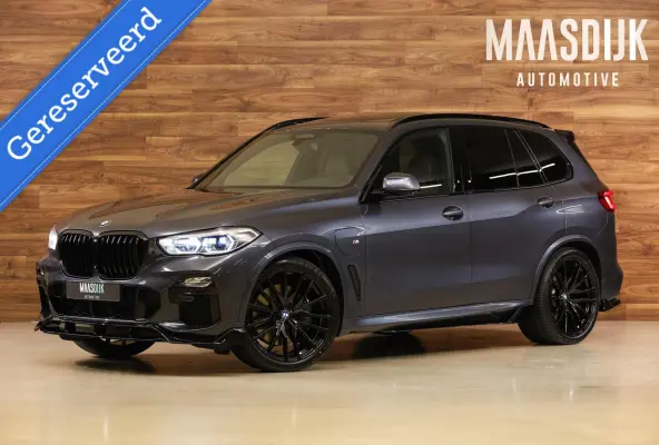 xDrive45e M-Sport|Individual|4WB|Skylounge|B&W|Massage|