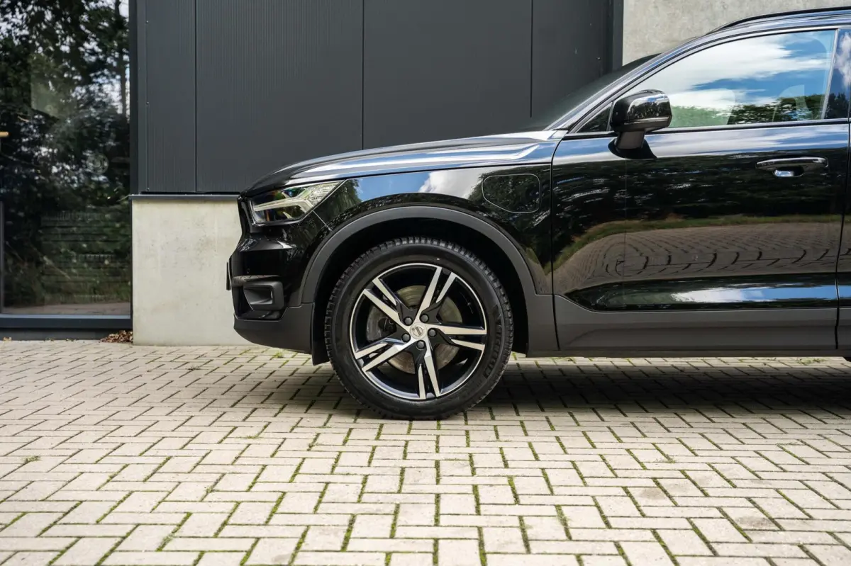 T5 R-Design Pilot Assist ACC BLIS Camera DAB 19''