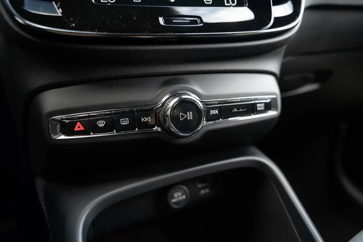 T5 R-Design Pilot Assist ACC BLIS Camera DAB 19''