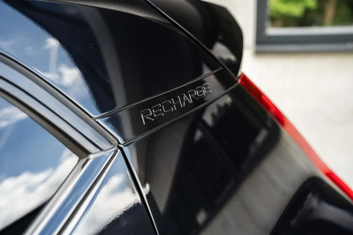 T5 R-Design Pilot Assist ACC BLIS Camera DAB 19''