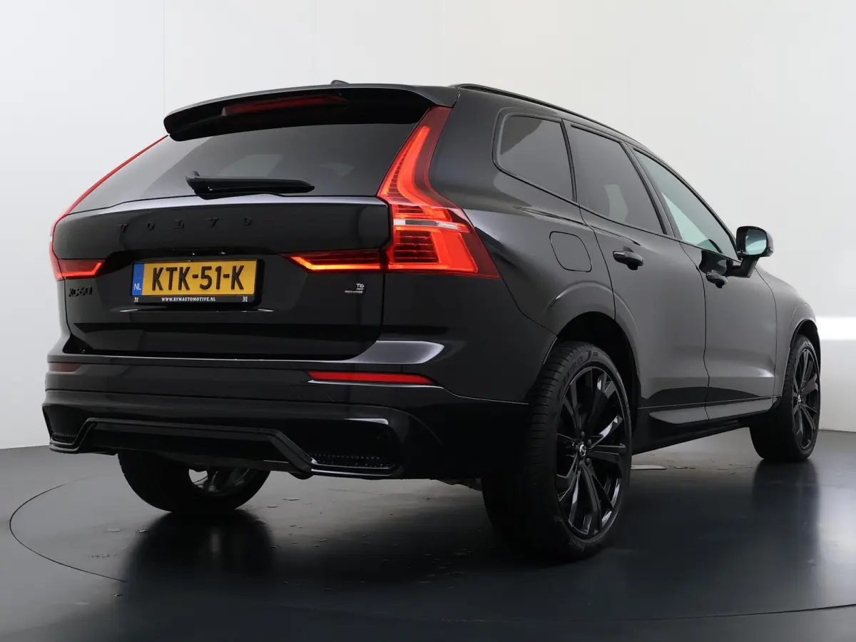 2.0 T6 Plug-in hybrid AWD Plus Dark VAN:47.900,- VOOR:45.877,- UW HERFSTVOORDEEL:2.023,-