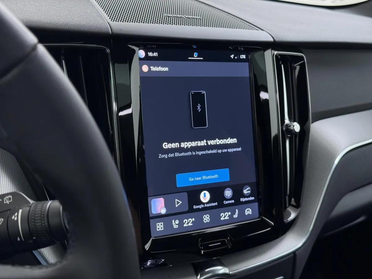 2.0 T6 Plug-in hybrid AWD Plus Dark VAN:47.900,- VOOR:45.877,- UW HERFSTVOORDEEL:2.023,-