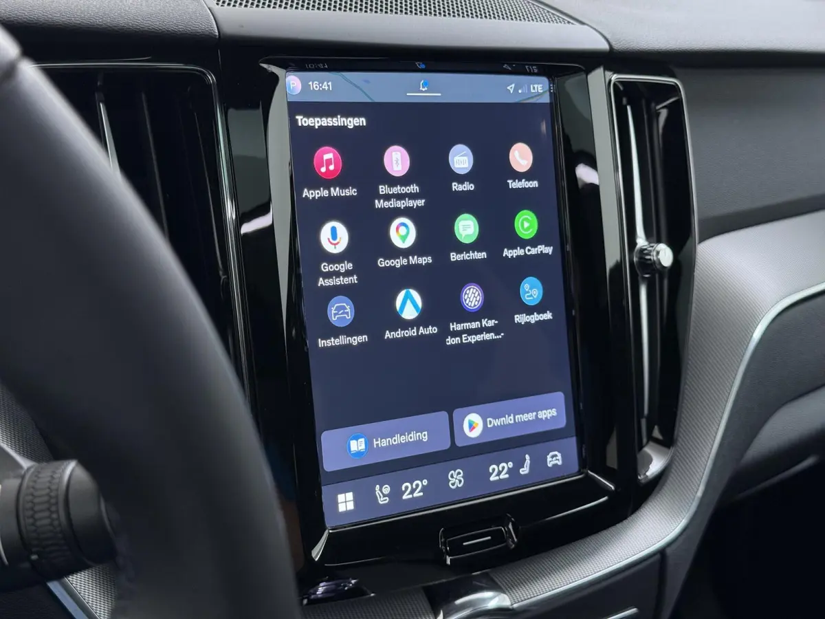2.0 T6 Plug-in hybrid AWD Plus Dark VAN:47.900,- VOOR:45.877,- UW HERFSTVOORDEEL:2.023,-