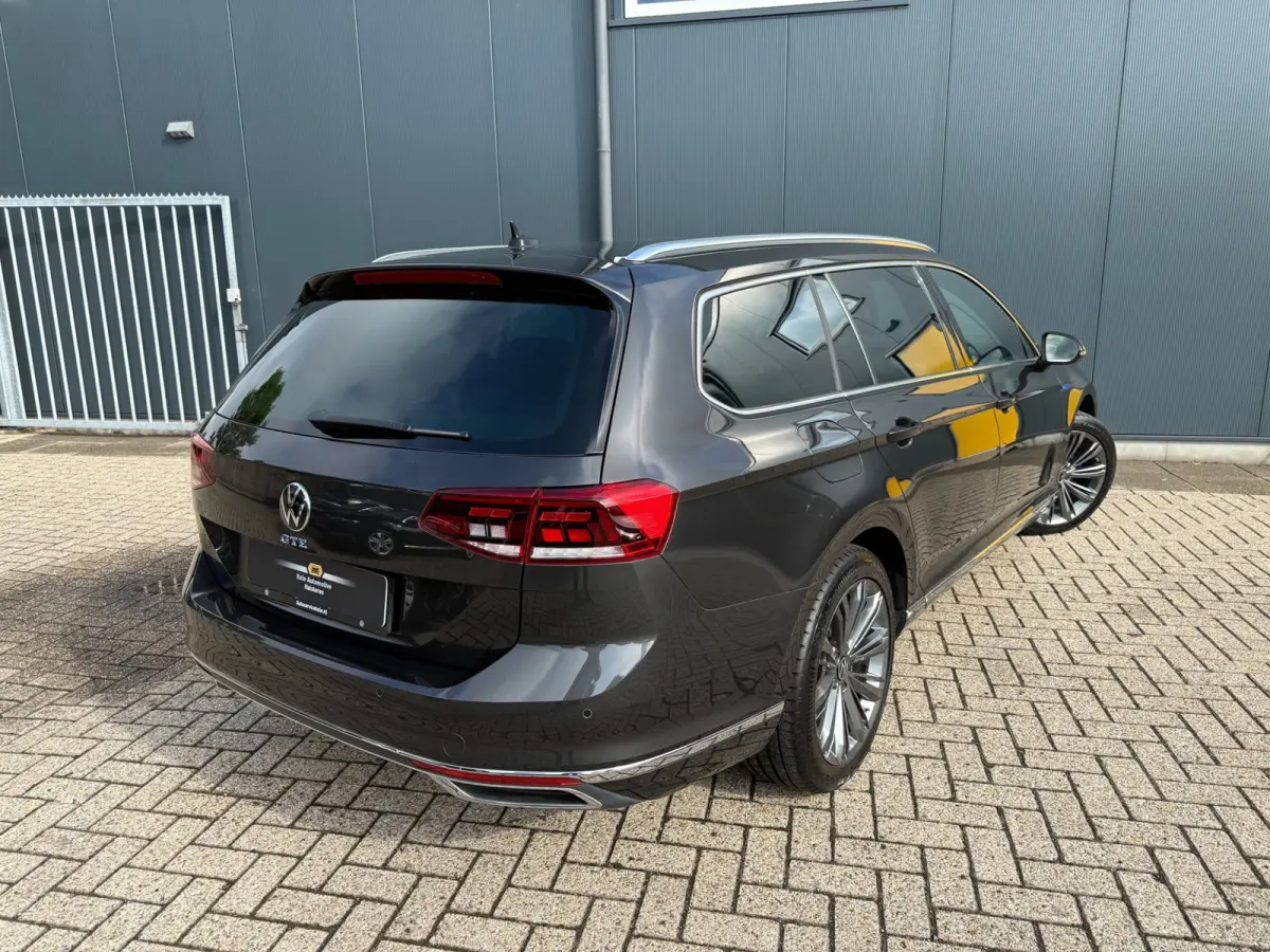 1.4 TSI PHEV GTE * Panoramadak * AUTOMAAT * Navigatiesysteem * 18 Inch Velgen *