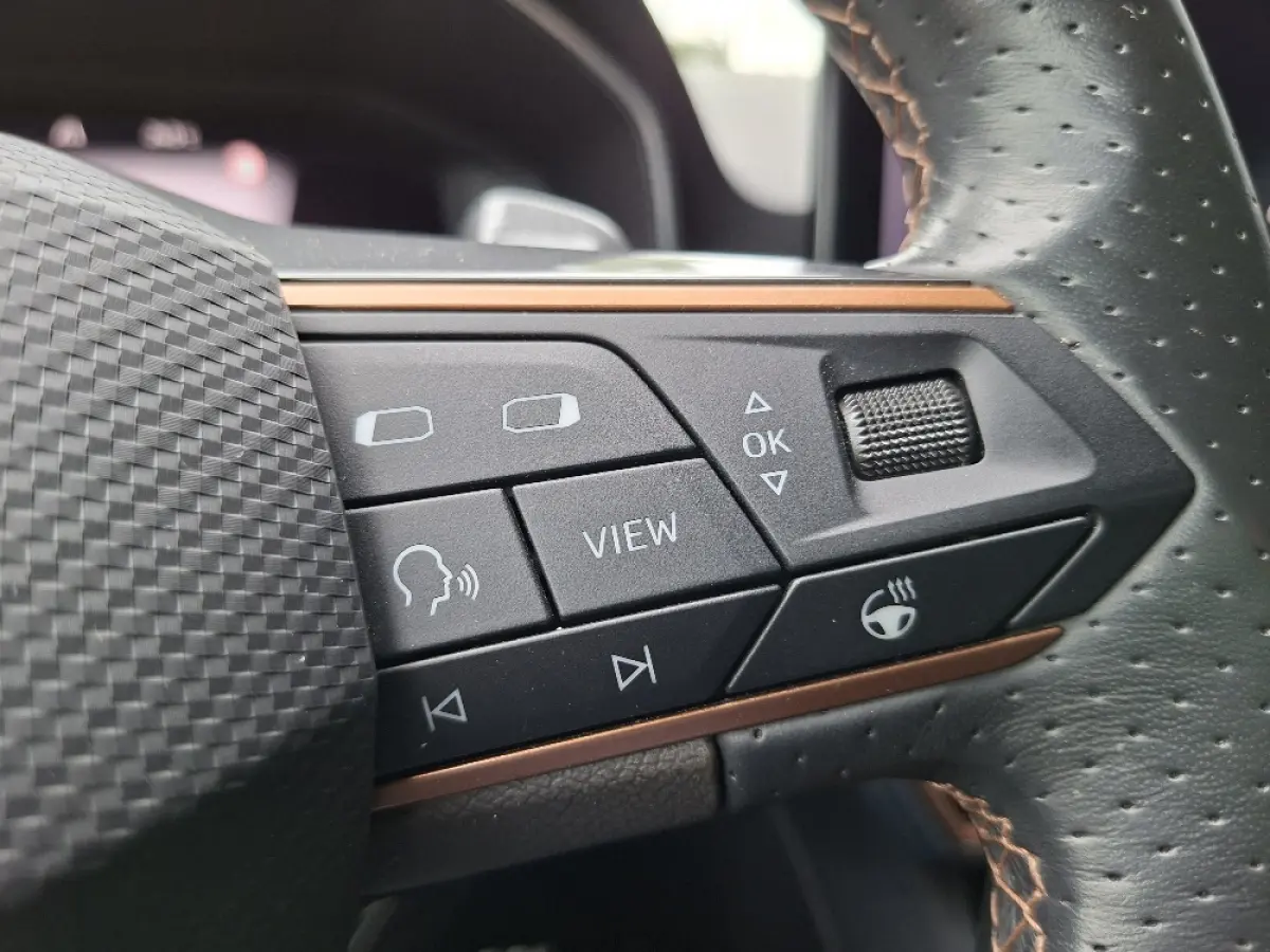 1.4 e-Hybrid PHEV 245pk VZ * Navigatiesysteem * AUTOMAAT * Stoelverwarming * Virtual Cockpit *