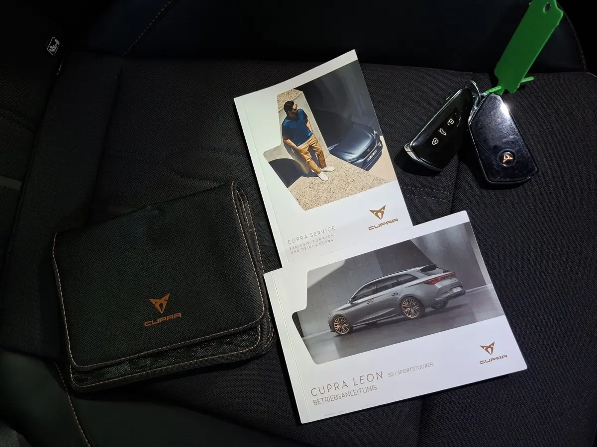 1.4 e-Hybrid PHEV 245pk VZ * Navigatiesysteem * AUTOMAAT * Stoelverwarming * Virtual Cockpit *
