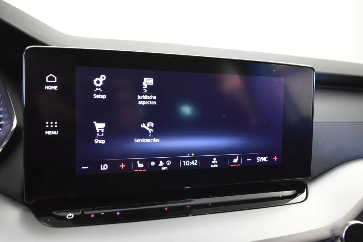 1.0 e-TSI Sportline Virtual Schaalstoelen CarPlay Stoel/stuur verw