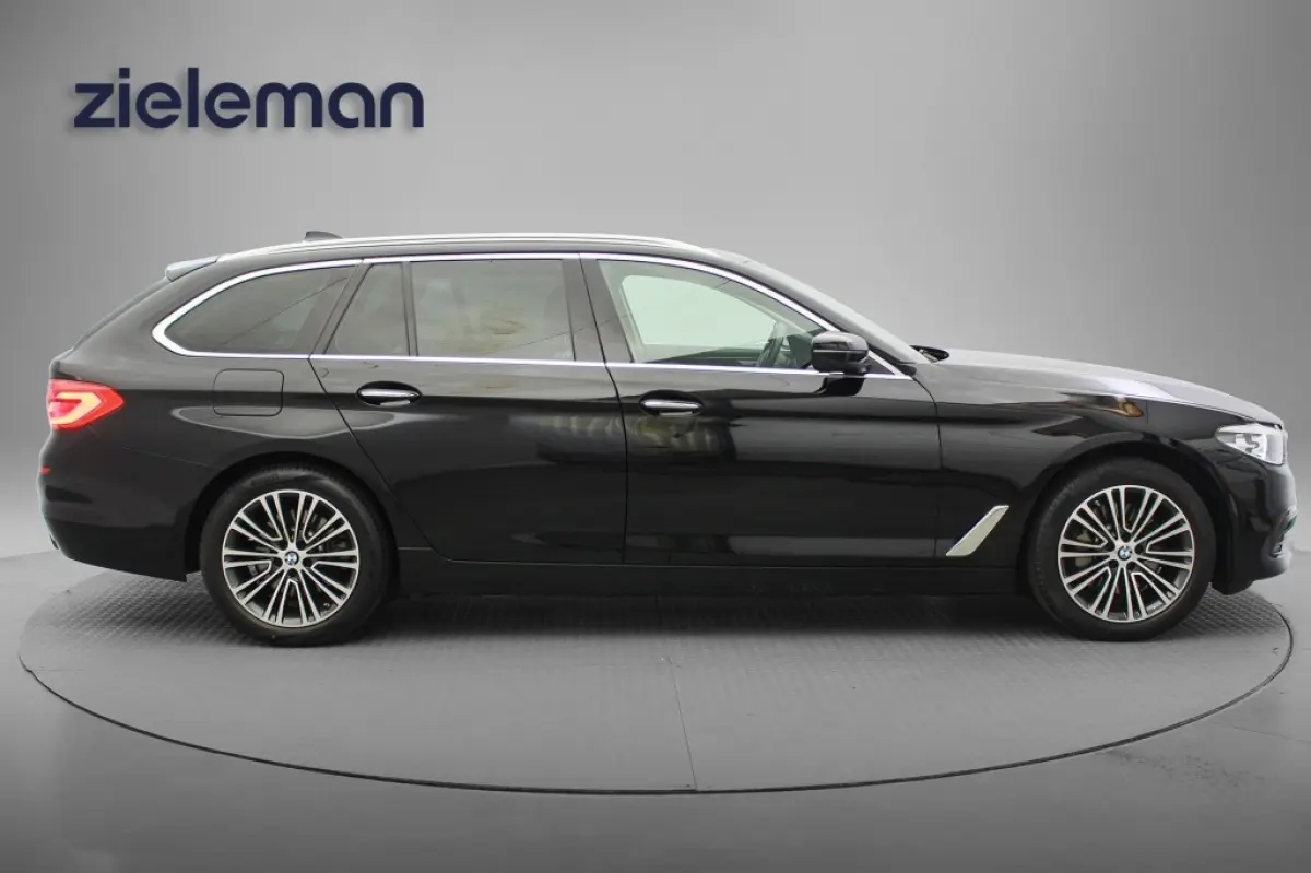 530i SportLine Executive Automaat - Leer, Stoelverw. Xenon