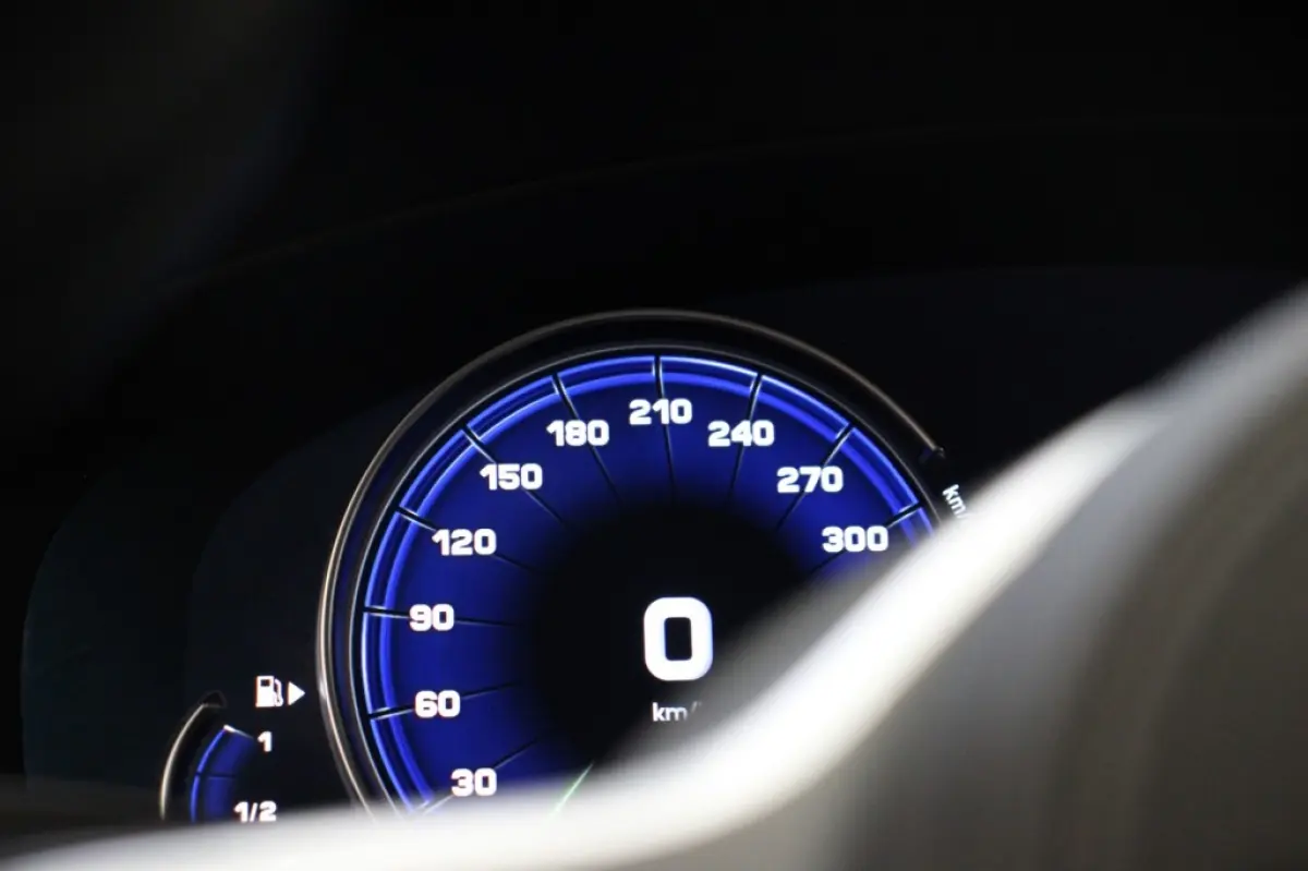 530i SportLine Executive Automaat - Leer, Stoelverw. Xenon
