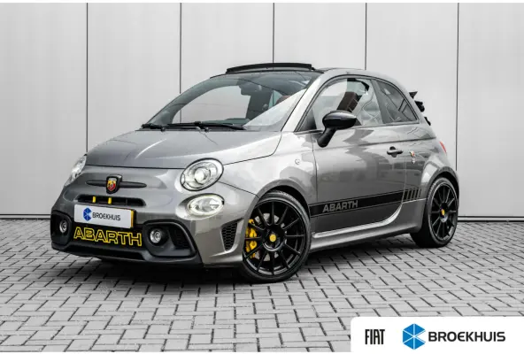 1.4 T-Jet Abarth Competizione 180PK | Elektr Schuifdak | Navigatie | Brembo remmen | Beatsaudio | Sabelt stoelen | Parkeersensoren | Climate control | DAB | Bluetooth | 17"LMV