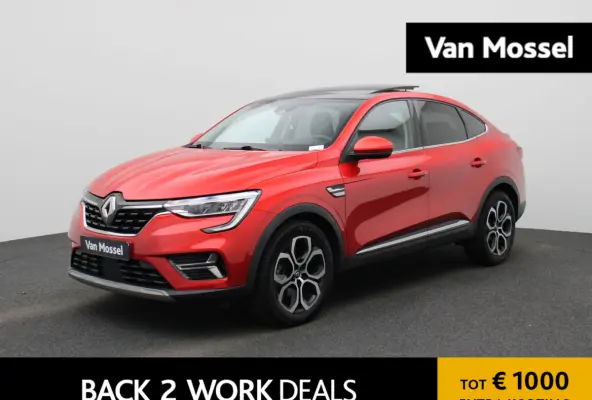 E-TECH Hybrid Techno | Automaat | Apple Carplay / Android Auto | Panoramadak | Achteruitrijcamera | Parkeersensoren |