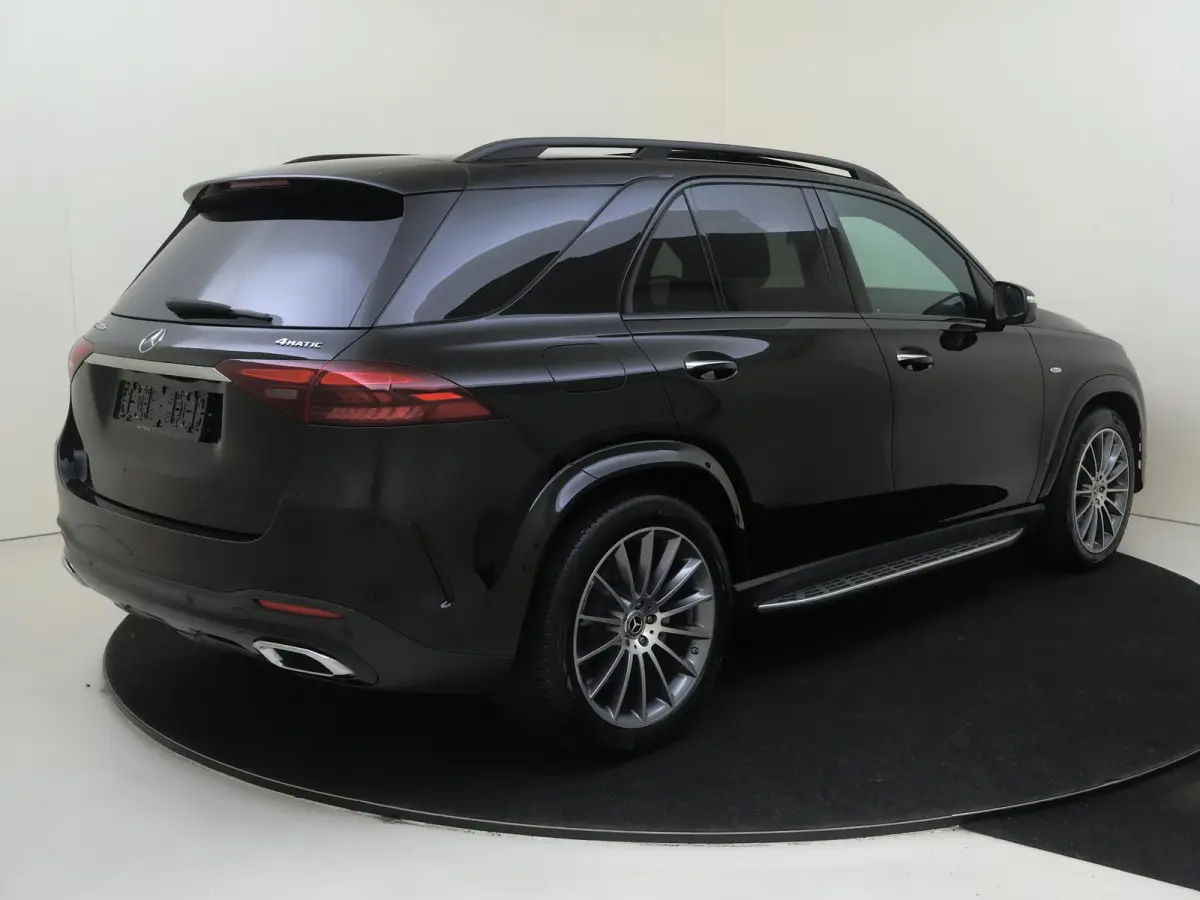 400 e 4MATIC AMG Line / Panoramadak/ Night/ 21 inch/ Burmester/ El. Trekhaak