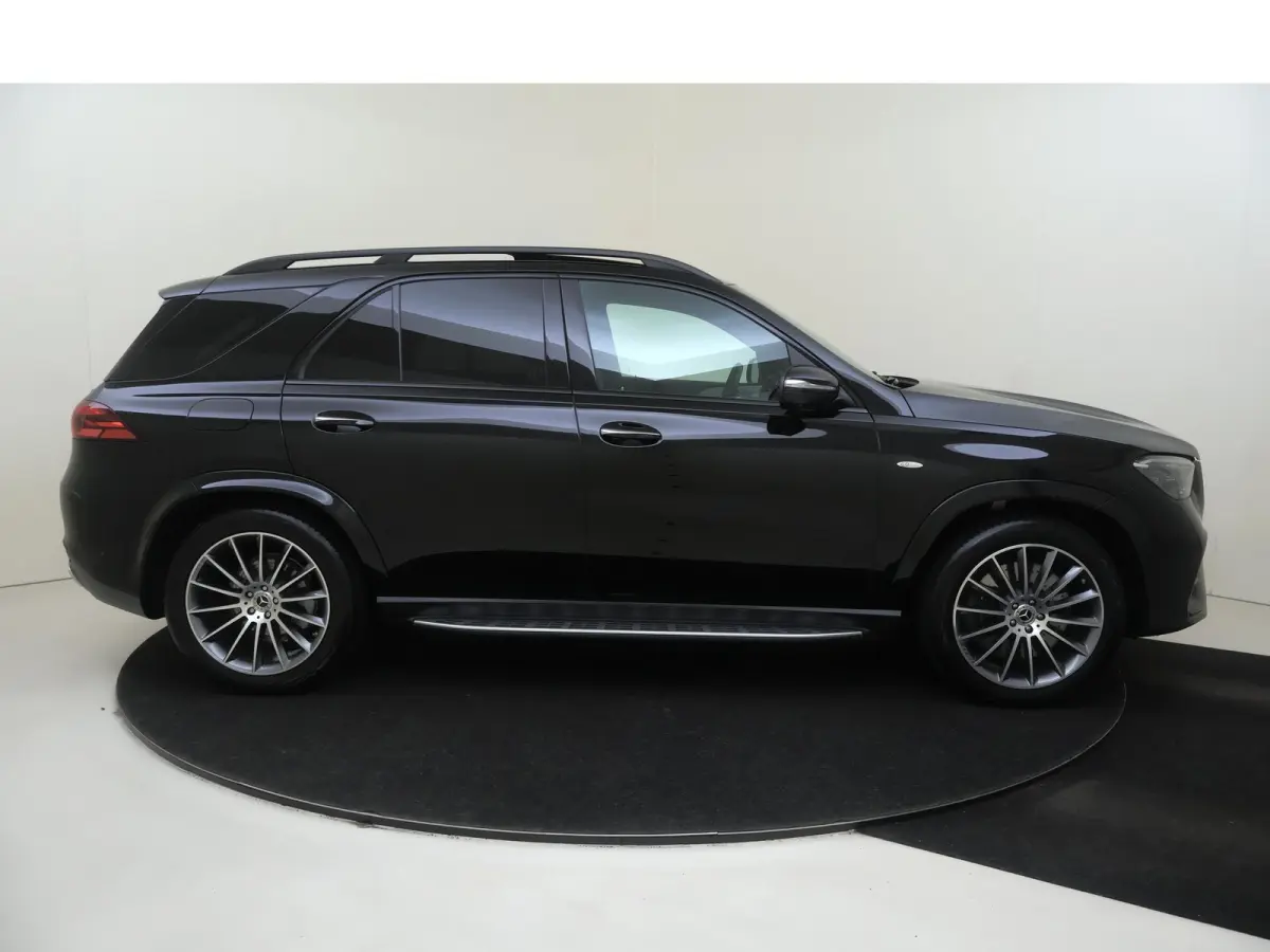 400 e 4MATIC AMG Line / Panoramadak/ Night/ 21 inch/ Burmester/ El. Trekhaak