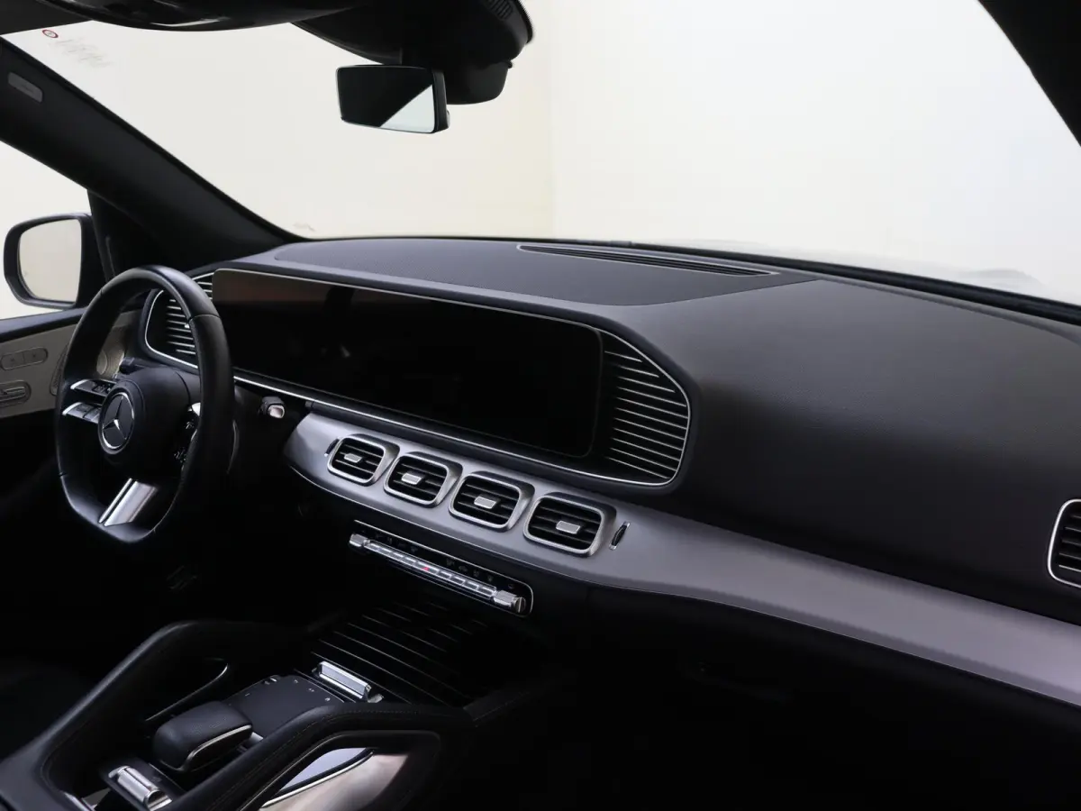 400 e 4MATIC AMG Line / Panoramadak/ Night/ 21 inch/ Burmester/ El. Trekhaak
